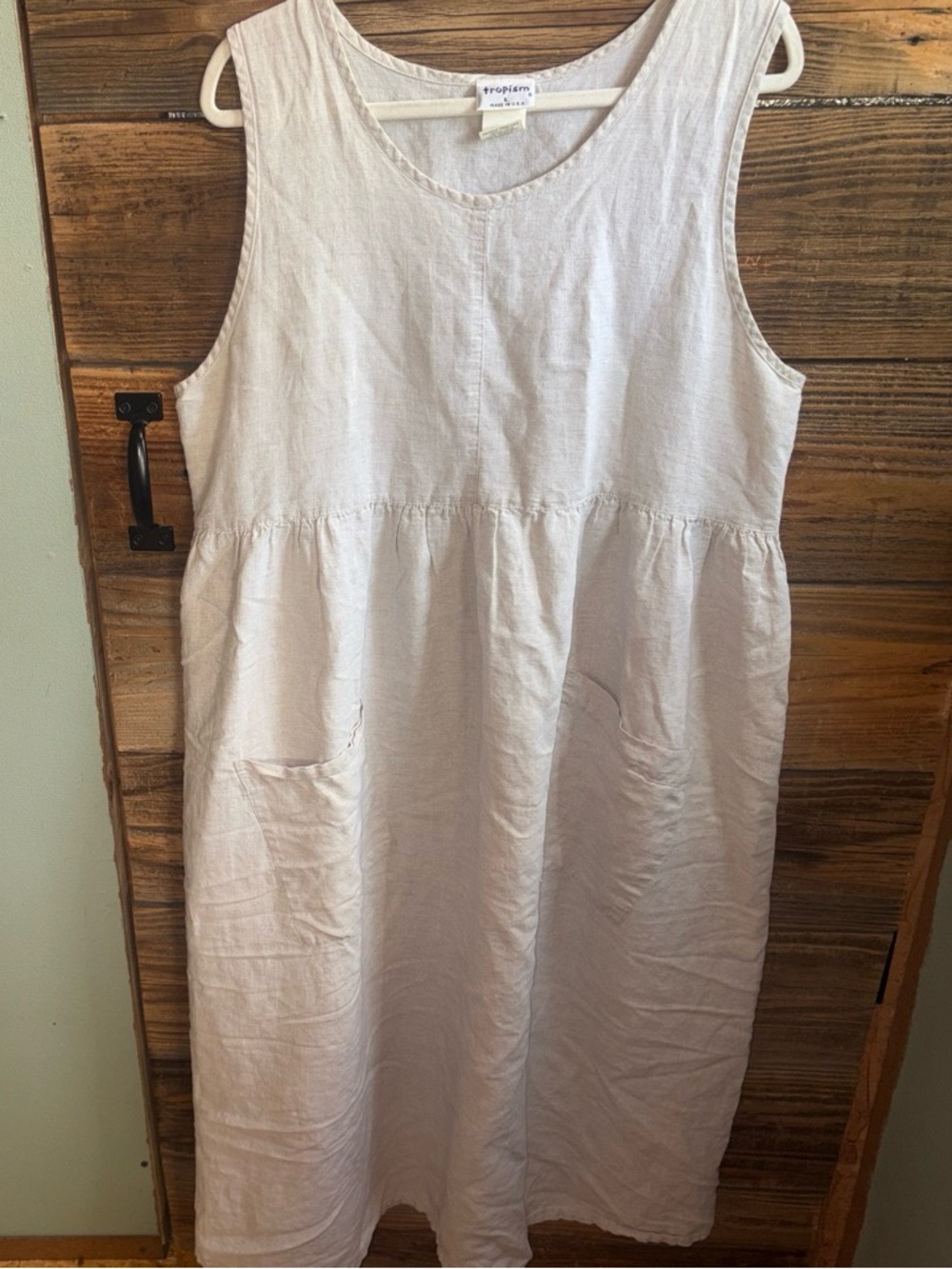 VINTAGE — Women’s Sleeveless Linen & Cotton Shift Dress in Light Beige